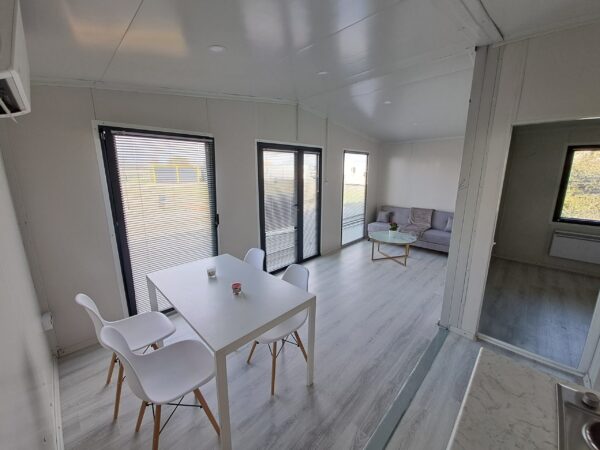 BUNGALOW AMENAGE AVEC CHALET DE JARDIN - Image 6